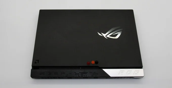 Asus ROG Strix G15 Advantage Edition G513 review
