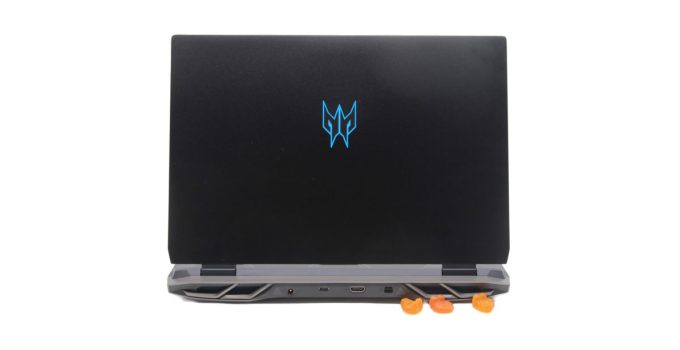 Acer Predator Helios 300 Review (12th Gen)
