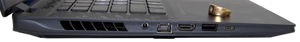 Aorus 16X left view