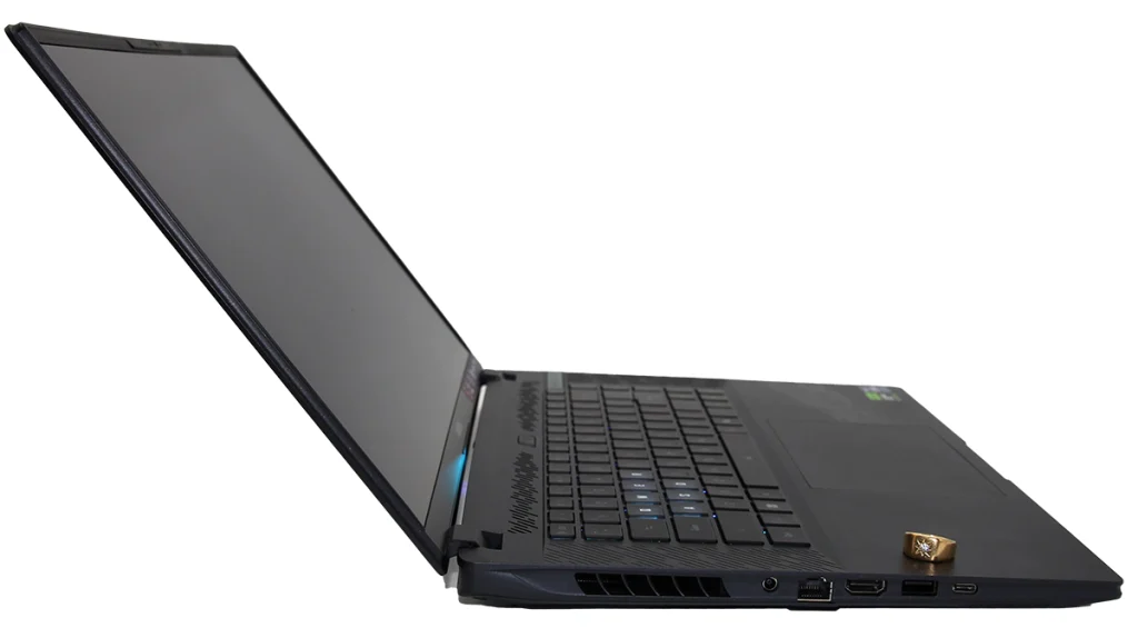 Aorus 16X review lid recline