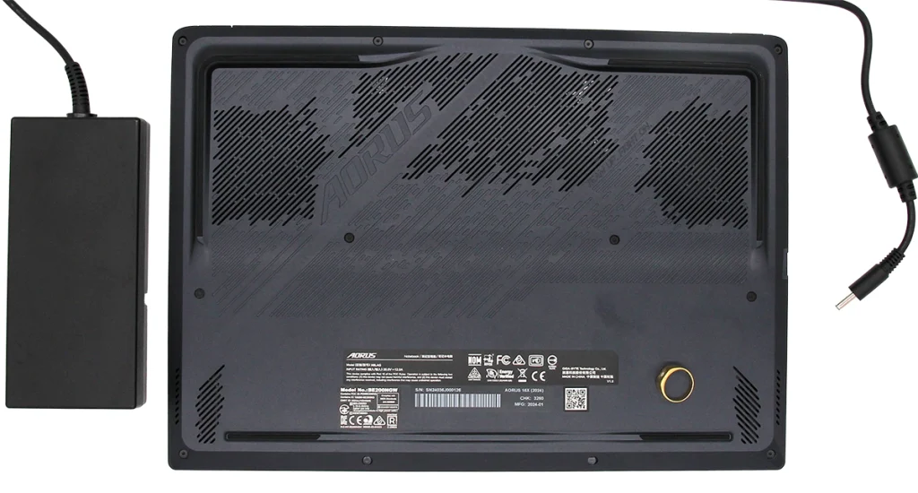 Aorus 16X ASG underside
