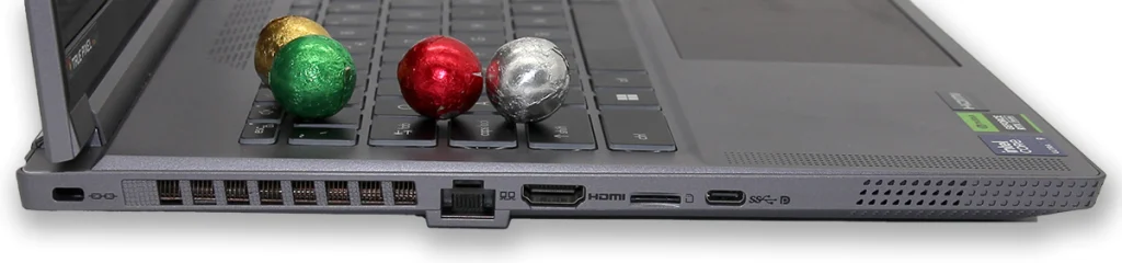 MSI Creator 16 AI Studio A1VHG left side