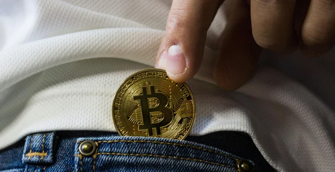 Bitcoin Reclaims US$65,000 As Institutional Demand Builds Amid Geopolitical Uncertainty